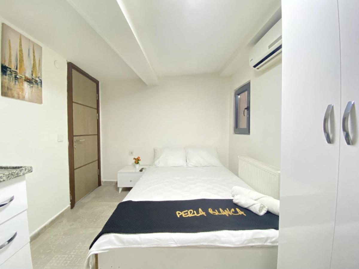 イスタンブールComfortable And Central Studio Flat In Beyogluアパートメント エクステリア 写真